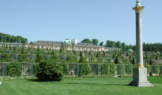 Sanssouci, zámek na vinohradu